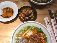 -湘人龙记老长沙米粉(华普国际大厦店)