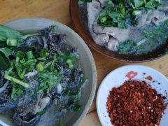-周记翘脚牛肉