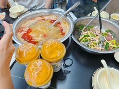 -周良天山牛杂城(天山路总店)