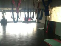 -舞佳舞空中瑜伽馆
