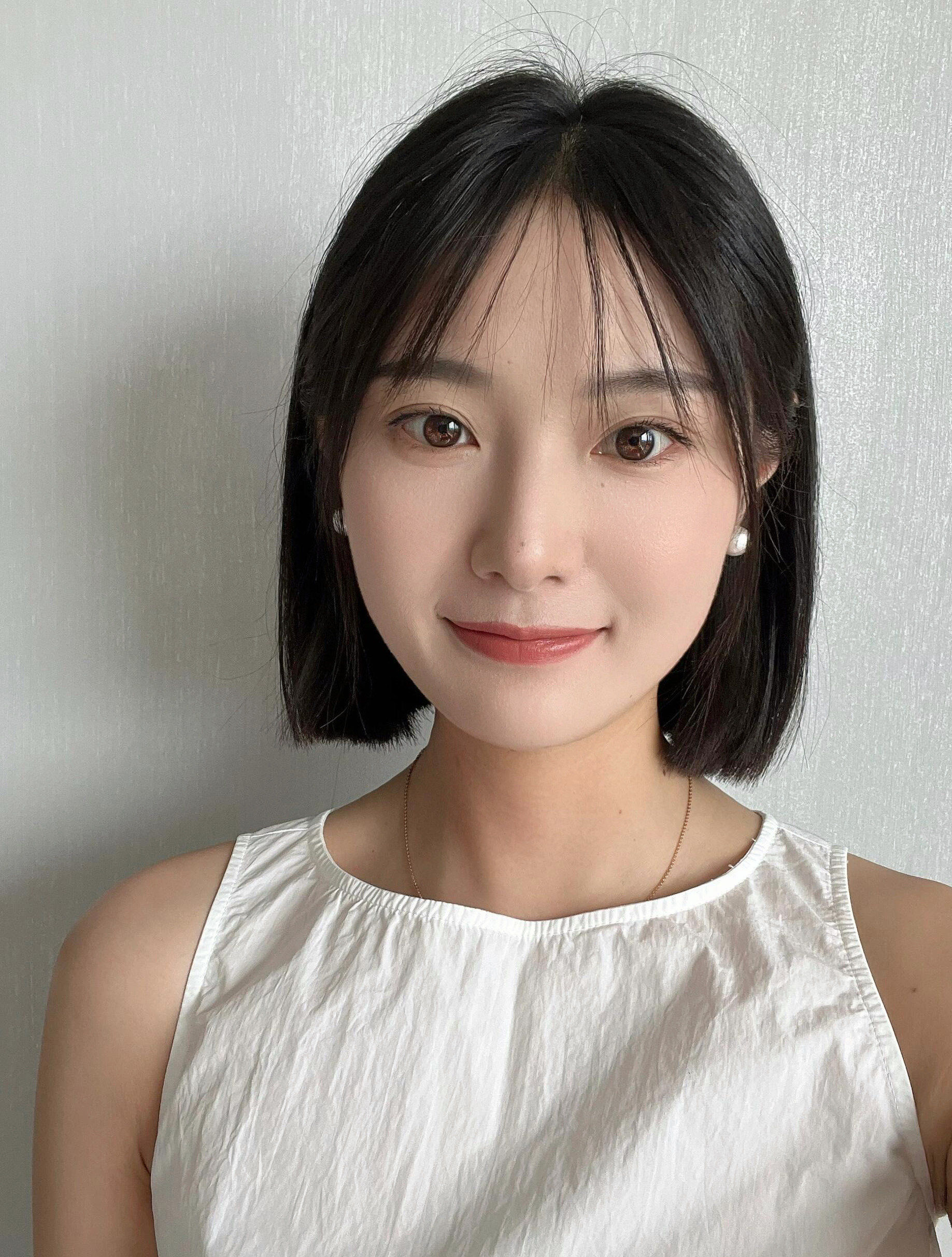 夏日最美发型一刀切短发