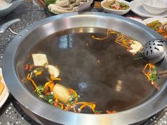 -华晟山城火锅(开发区港西东阁里店)