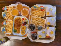 -蓝精灵乐园·世茂精灵之城主题乐园