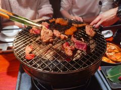 -山之屋炭火烧肉·生啤畅饮(大朗万科中央公园店)