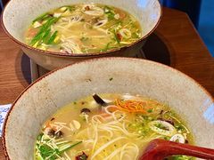 -芸南道·过桥米线(昆明老街旗舰店)