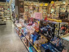 -雨丝书店(综合商业楼店)