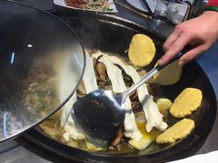 大雁-屯老二农家铁锅炖·行业领军者(梅江店)