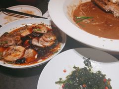 -鸽子侯·家宴·平价海鲜(市图书馆店)