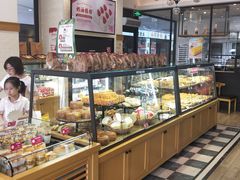 面包甜点陈列柜-味多美(民星路店)