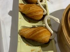 榴莲千丝酥-稻香酒家·34年老字号·港式粤菜(汉街店)
