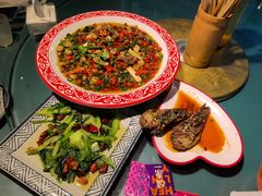 -牟记江湖重庆地标特色菜鱼蛋海鲜羊蝎子(巴南区黑金冠十多年好店)