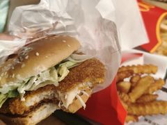 -麦当劳(展览路店)