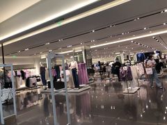 店内环境-ZARA(深圳金光华广场店)