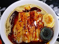 -何老二卤汁凉粉