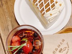莓果苏打-野路甜点铺(松柏路店)