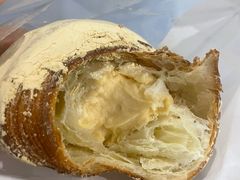 驴打滚牛角-OUR Bakery(三里屯太古里店)