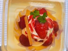 草莓巴斯克芝士蛋糕-味多美蛋糕(三元桥店)