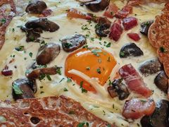 鸡蛋蘑菇熏肉荞麦可丽饼-RAC BAR(安福路店)