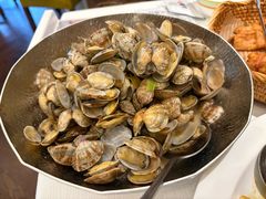 辣炒红岛花蛤-开海·红岛海鲜虾水饺(石老人店)