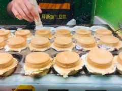 红豆饼-薛新颖红豆饼(中式甜点山师店)