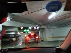 -189弄购物中心-地下停车场