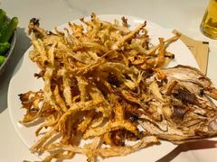 -嗨辣小聚·盘锦河蟹·海鲜烧烤龙虾(盘锦十年好店)