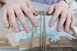 -玉指悦色美甲美睫