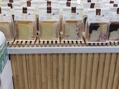 -焙丽拾光(麦凯乐直营店)