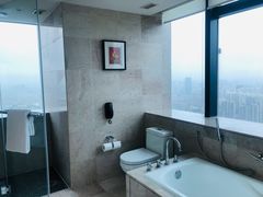 -上海龙之梦万丽酒店