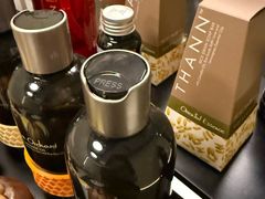 -木兰逸•泰式按摩•头疗•SPA(车公庙店)