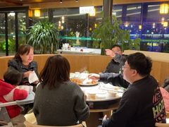 -茅草房·河畔园林火锅