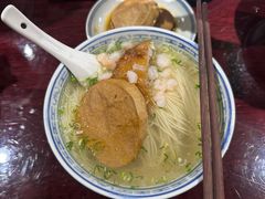 白汤面底-同得兴 Since·1995 传统苏式面馆(嘉馀坊店)