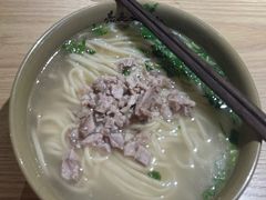 -亮亮拉面(师范路店)