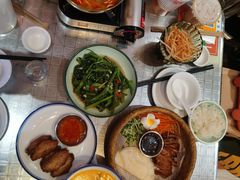 -清迈清迈巷口小排档(烟台山店)