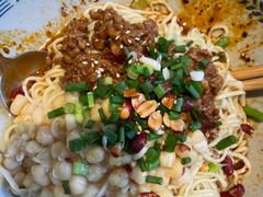 -呼啦面馆·头牌豌杂面(珠江国际B区店)