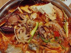 -青瓦餐厅·生鱼片·韩园烤肉(西塔店)