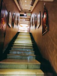 -玲珑梵宫美容连锁机构