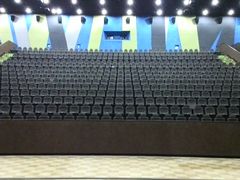 巨幕厅坐席-天幕新彩云国际影城(激光巨幕店)