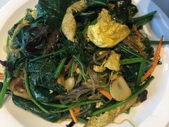 菠菜粉丝炒鸡蛋-峨嵋小镇·川菜(勒泰中心店)