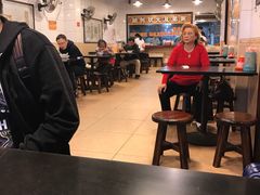 用餐区-伍湛记 · 广州老字号(龙津中路店)