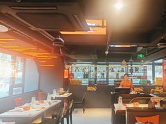 -鸣记脆皮烤鱼·海鲜烤鱼(三八广场店)