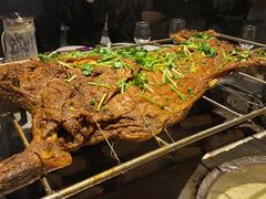烤全羊-夜宴江景餐厅