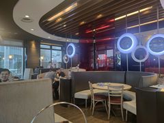 大堂-必胜客(上海新南方商城PH店)