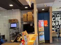-麦当劳(假日广场店)