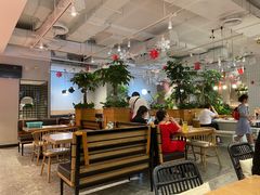 大堂-必胜客(百联又一城店)