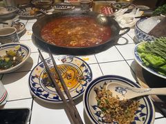 -旧街市鲜货老火锅(大光路店)