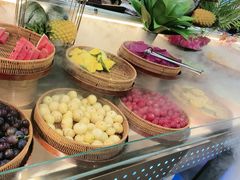 -四囍码头海鲜烧烤自助火锅(外滩南京东路悦荟广场店)