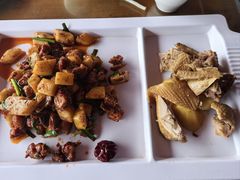 -隔壁老王·家常云南菜(花巷店)