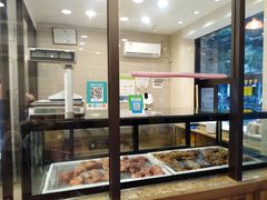 面包甜点陈列柜-老刘家永盛斋·传统泡馍(东关南街店)