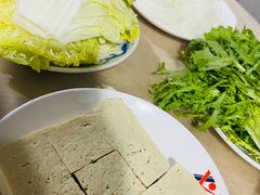 -鑫龙火锅城(环山路店)